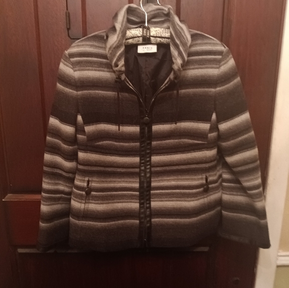 Akris Punto Multi-Tone Gray/Black Striped Jacket - Picture 1 of 7